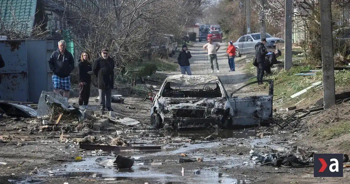 Ruský dron zasiahol železničnú stanicu v Dnipre, hlásené sú obete 3 Ruský dron zasiahol železničnú stanicu v Dnipre, hlásené sú obete