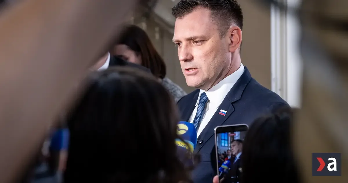 Slováci kritizujú odmeny pre ľudí blízkych Tarabovi
