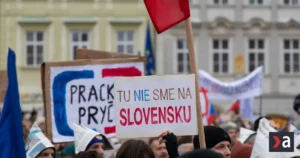 V Prahe tisíce ľudí protestovali proti zrušeniu koncesionárskych poplatkov